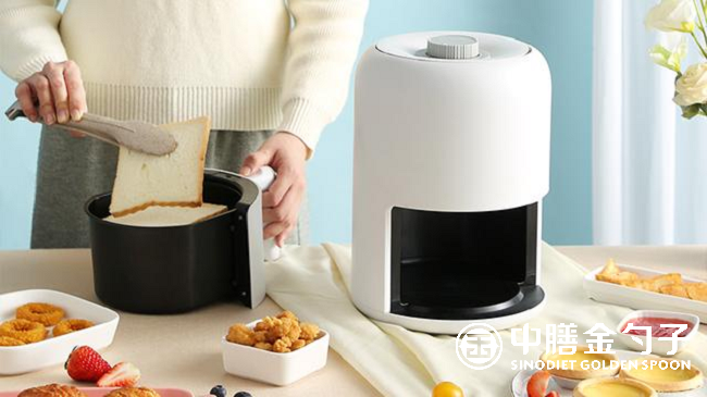 金勺子餐飲,品味傳統與現代的美食交融.png